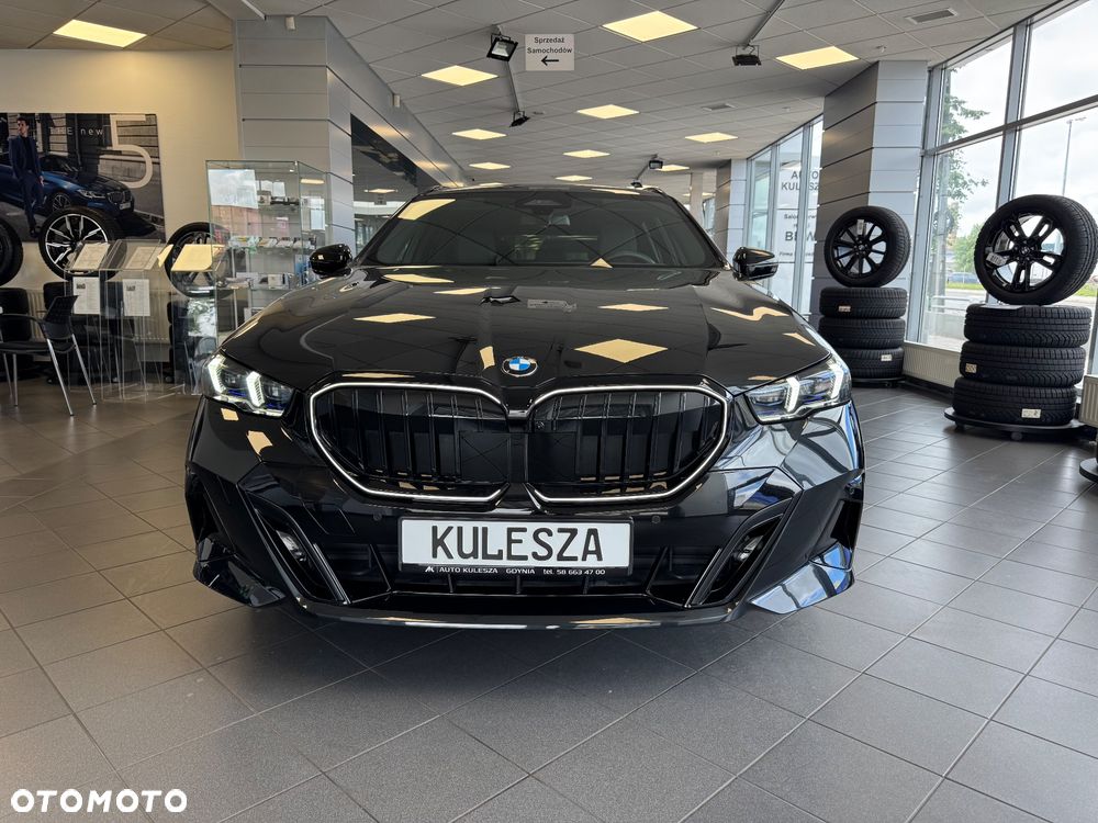 BMW Seria 5 520d xDrive - 3