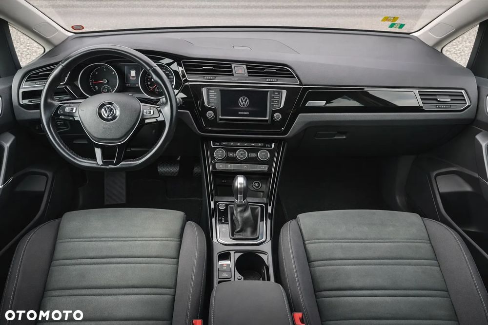Volkswagen Touran 2.0 TDI SCR DSG Highline - 16