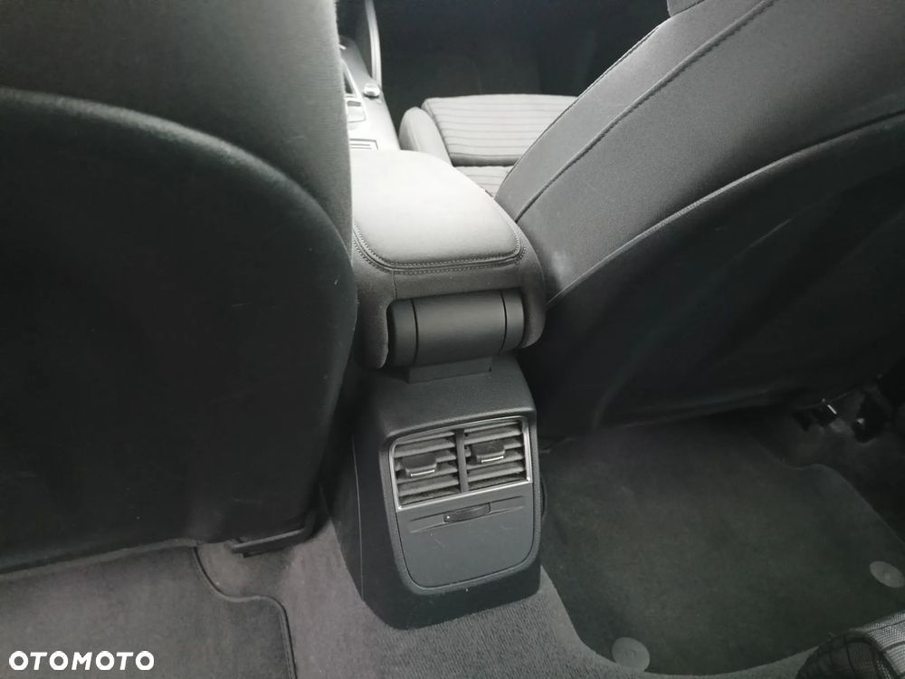 Volkswagen Golf 1.6 BlueTDI Comfortline - 14