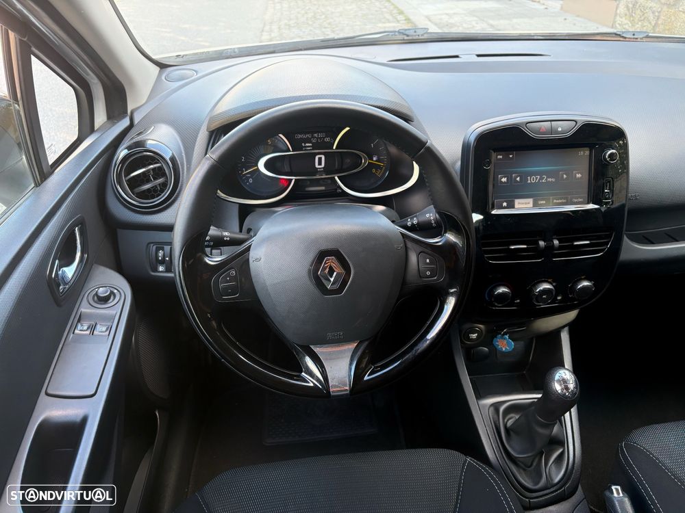 Renault Clio 1.5 dCi Luxe - 10