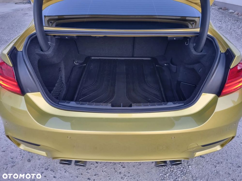 BMW M4 Coupe DKG - 6