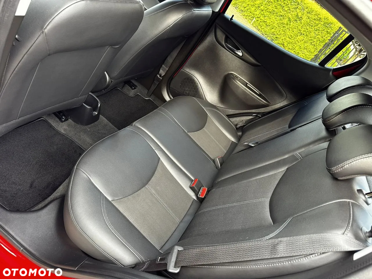 Opel Karl 1.0 Cosmo S&S - 11