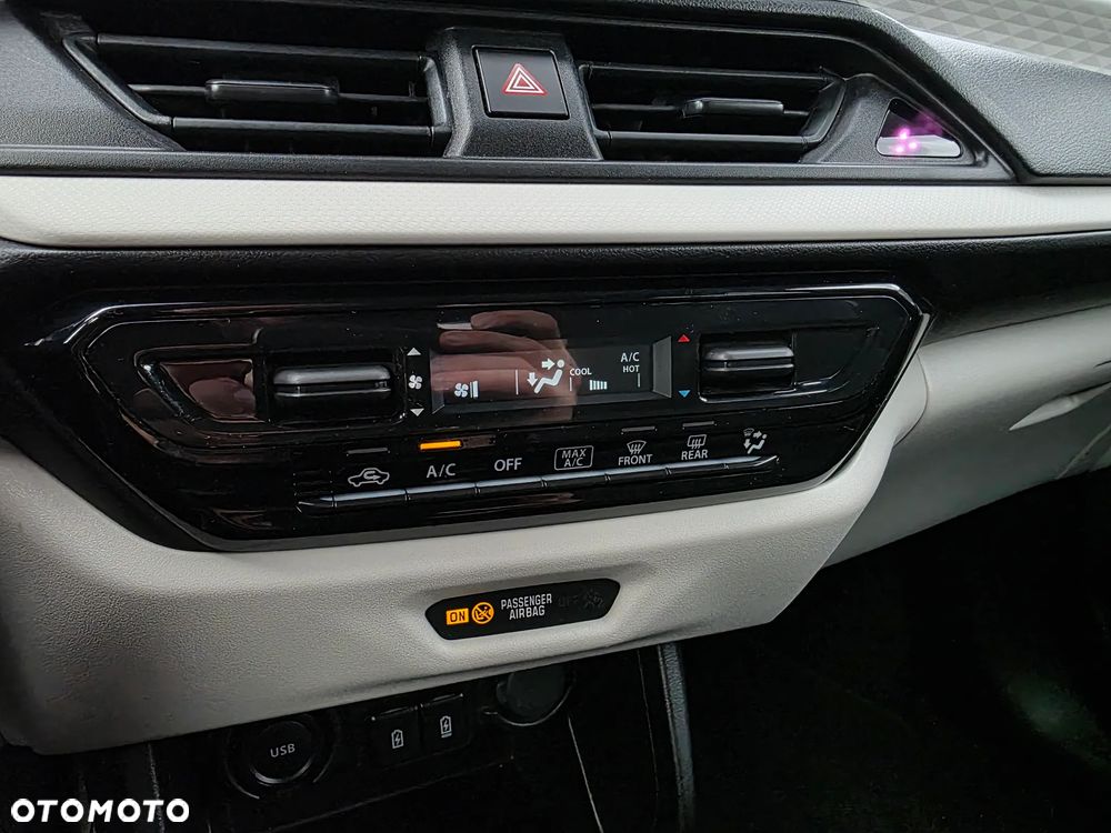 Suzuki Swift 1.2 Dualjet SHVS Premium Plus - 18