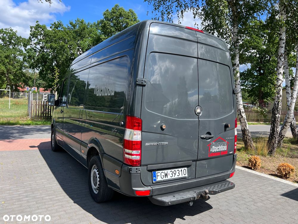Mercedes-Benz Sprinter - 9