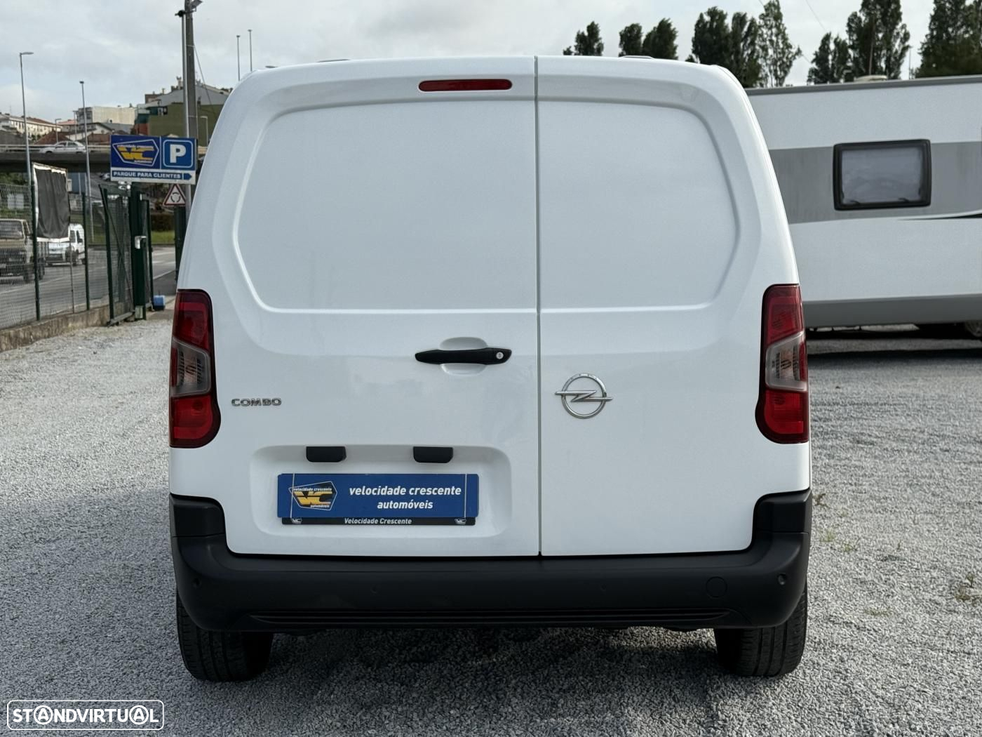 Opel Combo 1.5 CDTI IVA Dedutivel 3 Lug. Ecrã - 10