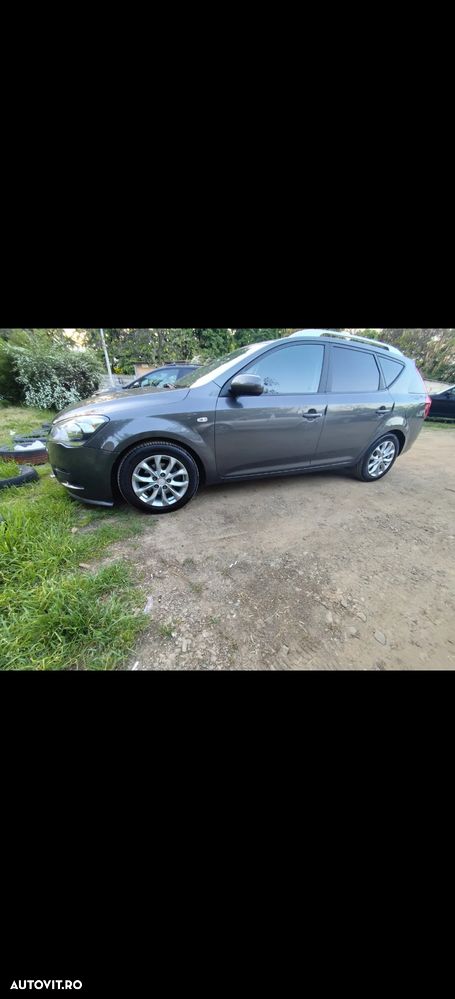 Kia Ceed 1.6 CRDi SW ISG Spirit - 2