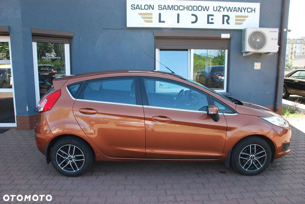 Ford Fiesta 1.6 TDCi DPF Titanium - 1