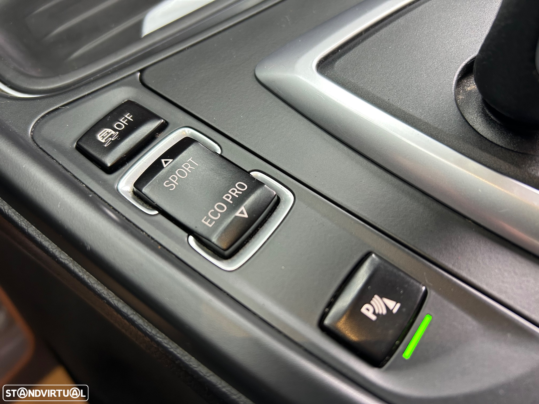 BMW 320 d Touring Auto Line Sport - 48