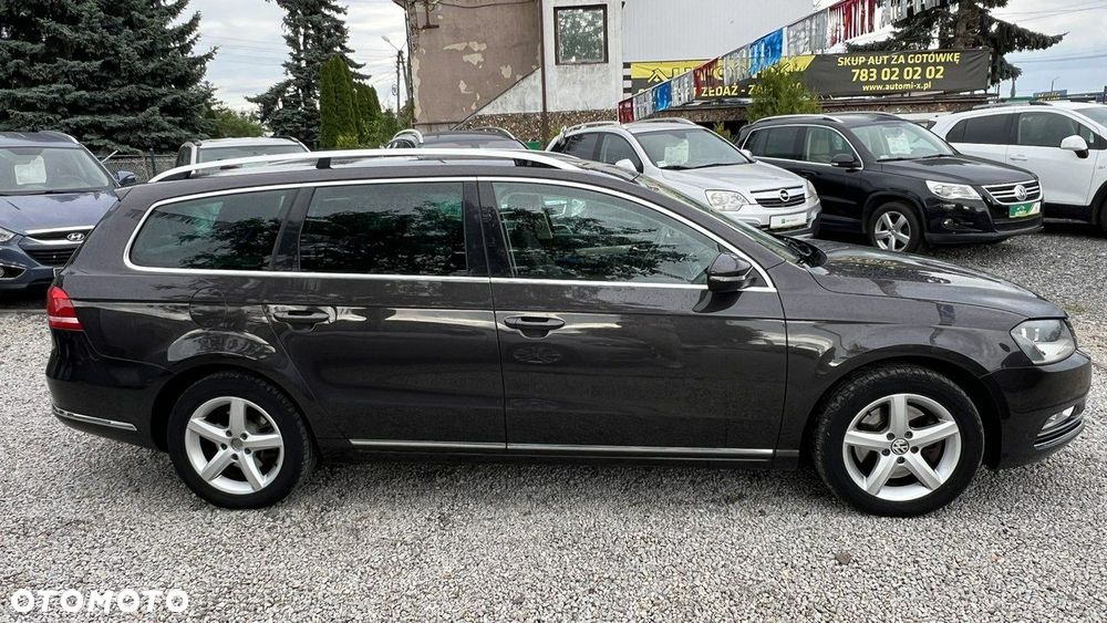 Volkswagen Passat - 13