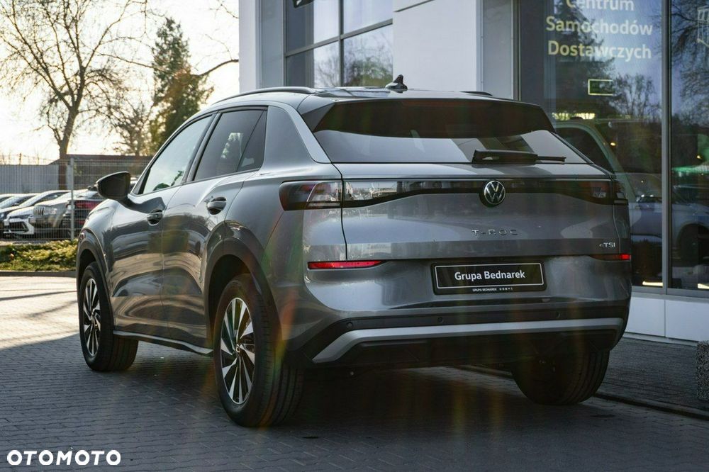 Volkswagen T-Roc - 8