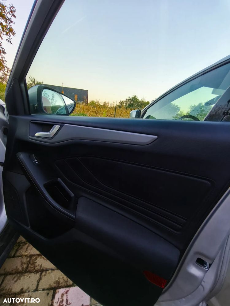 Ford Focus 1.0 EcoBoost Trend Edition - 7