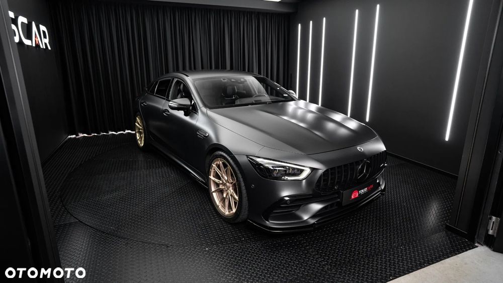 Mercedes-Benz AMG GT 43 4-Matic+ - 23