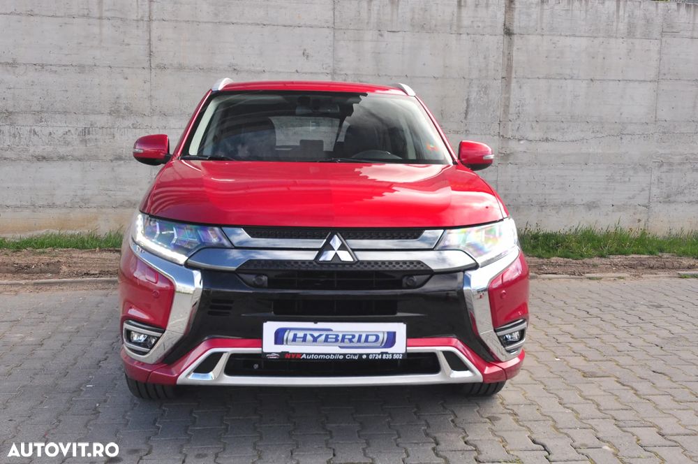 Mitsubishi Outlander 2.4 4WD CVT Intense - 20