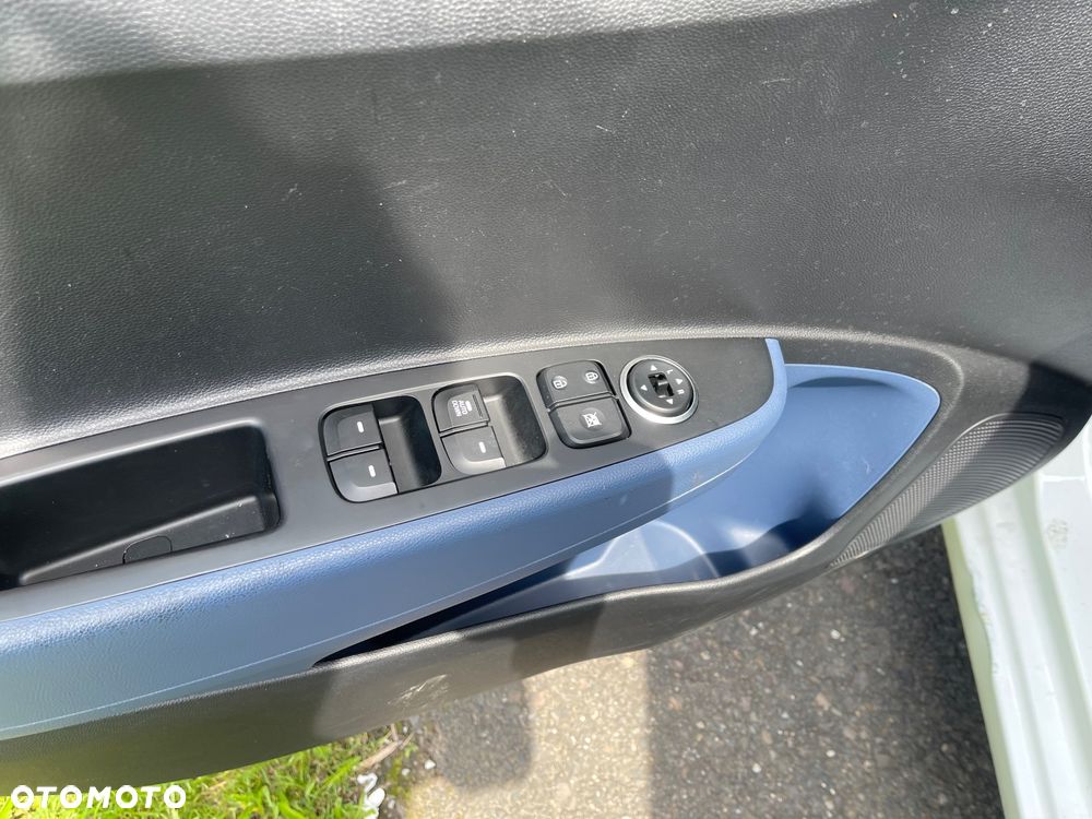 Hyundai i10 1.0 blue Trend - 15