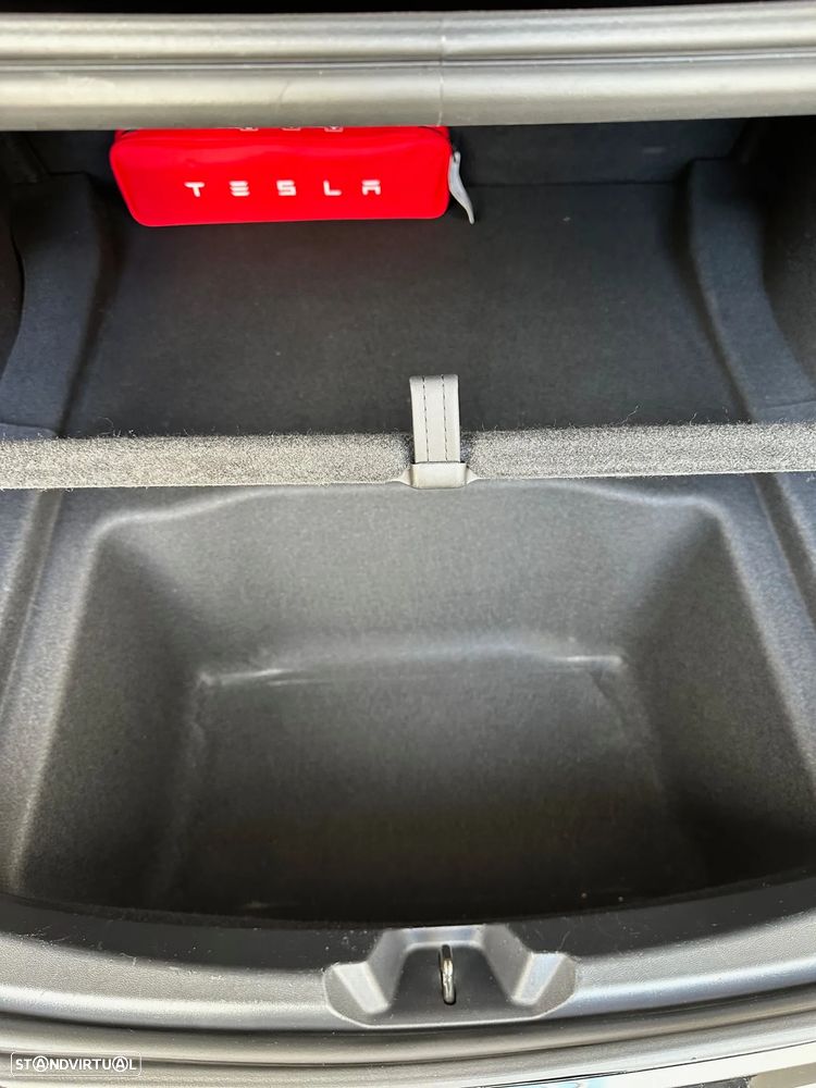 Tesla Model 3 Performance Dual Motor AWD - 12