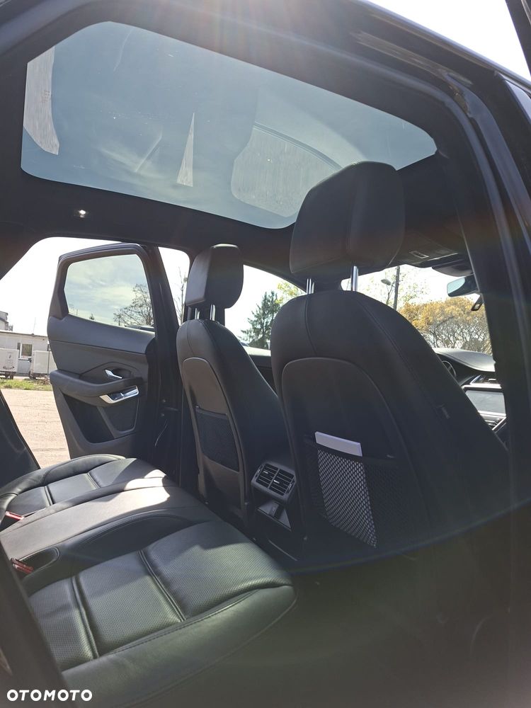 Jaguar E-Pace D150 R-Dynamic - 17