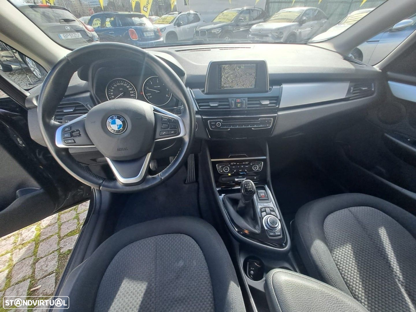 BMW 218 Active Tourer d Advantage - 12