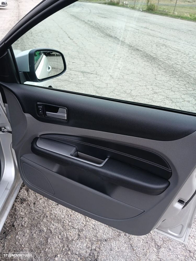 Ford Focus 1.6 TDCi Titanium - 10