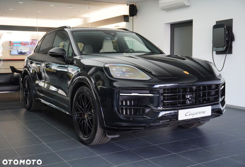 Porsche Cayenne GTS - 4