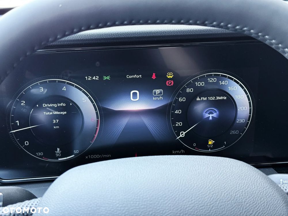 Hongqi HS5 2.0T Executive AWD - 27