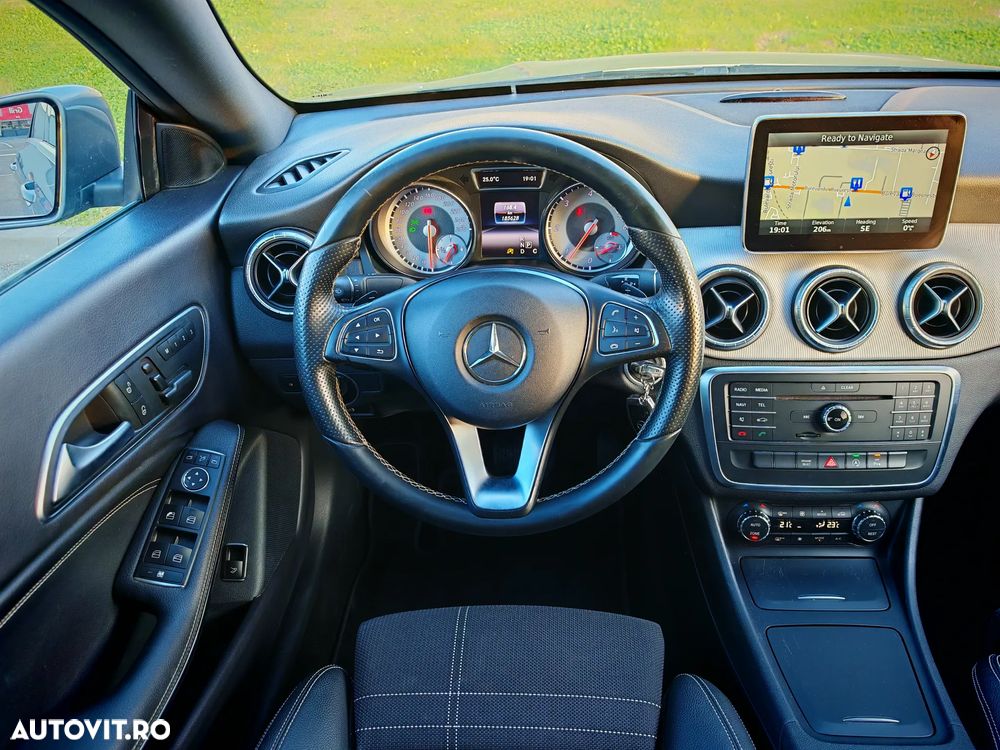 Mercedes-Benz CLA 200 d 7G-DCT Peak Edition - 11