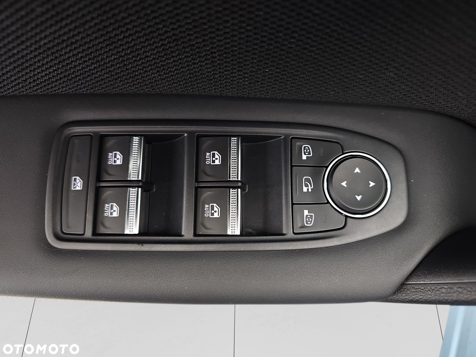Renault Symbioz 1.6 E-Tech Full Hybrid 145 Iconic - 11