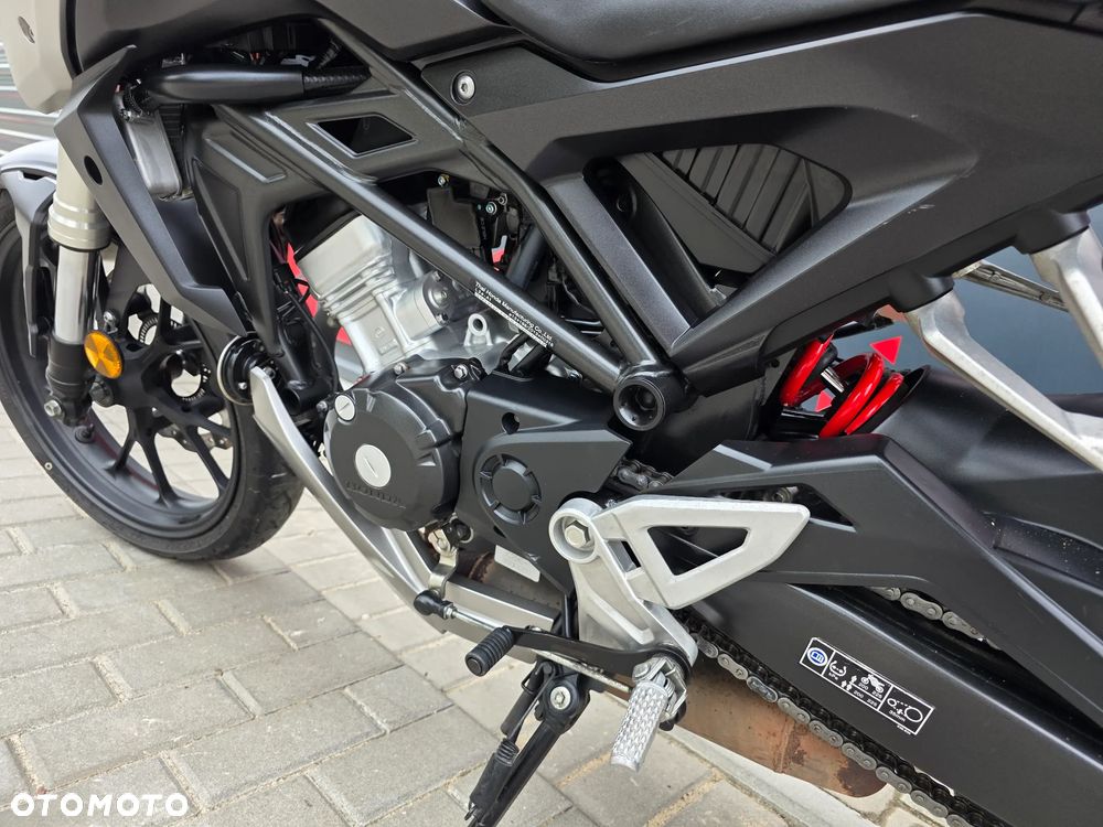 Honda CB - 10