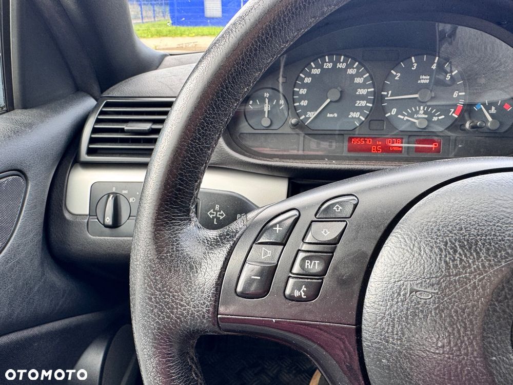 BMW Seria 3 - 16