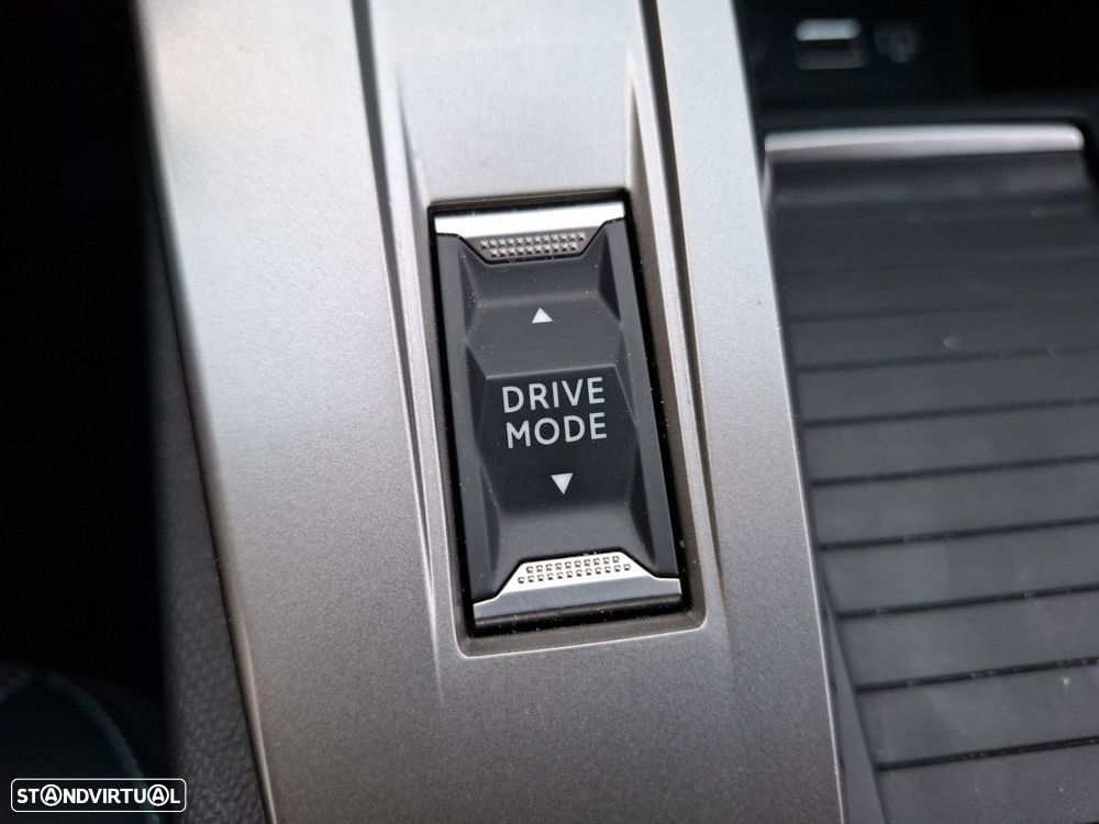 Peugeot 308 SW 1.2 Hybrid Allure e-DCS6 - 20