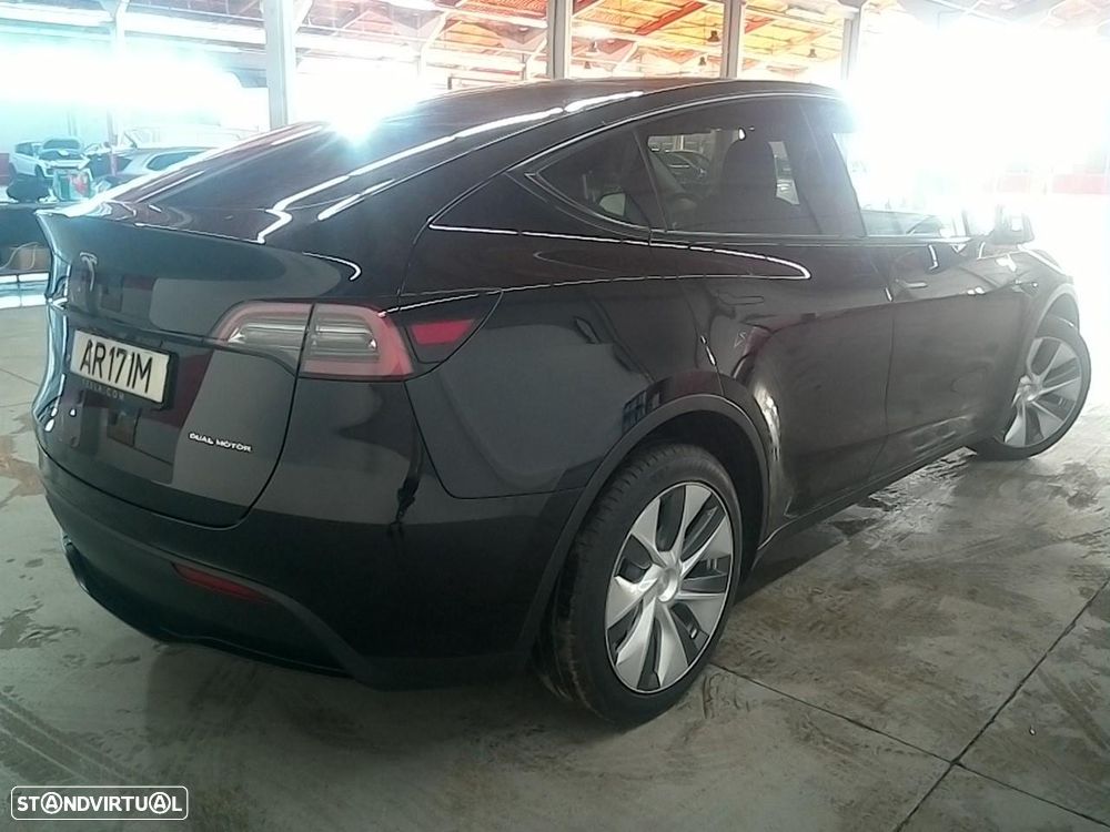 Tesla Model Y Long Range Tração Integral - 3