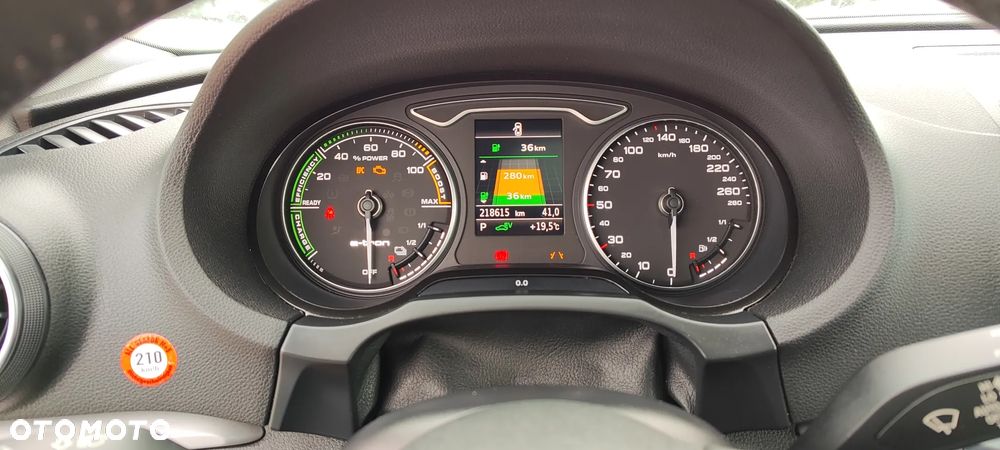 Audi A3 Sportback - 25