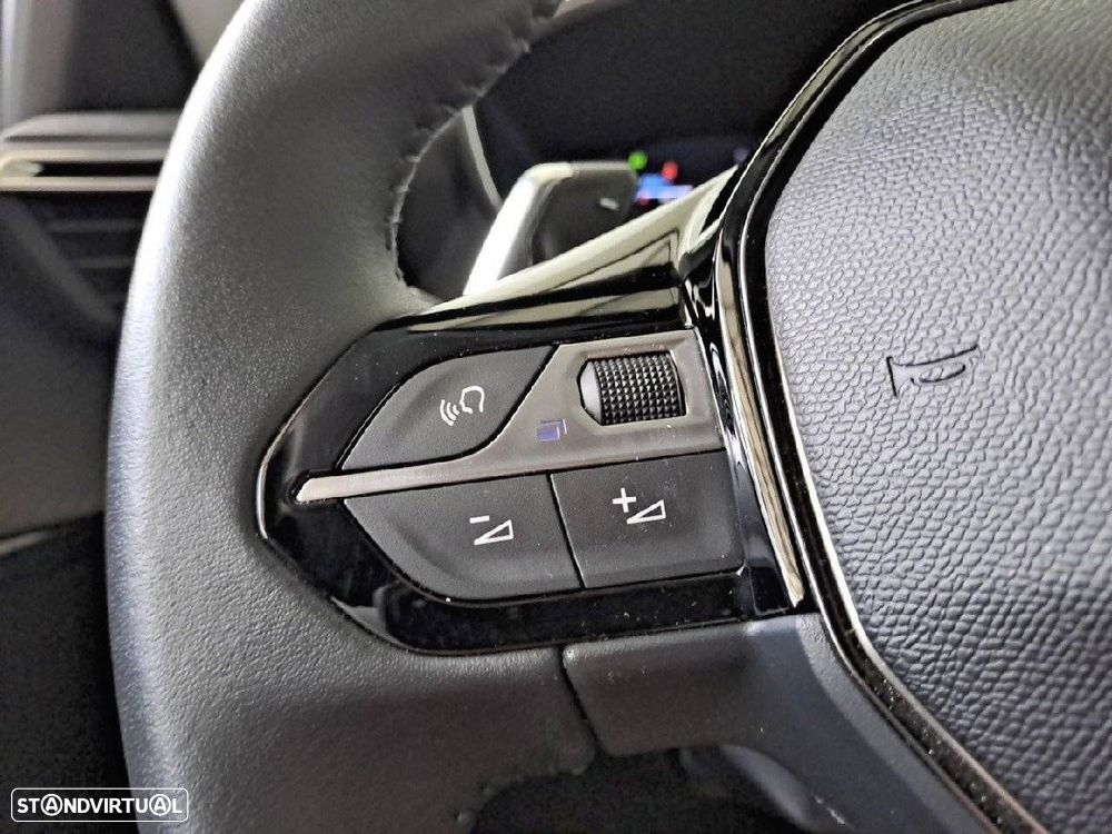 Peugeot 208 1.2 Hybrid Allure e-DCS6 - 16