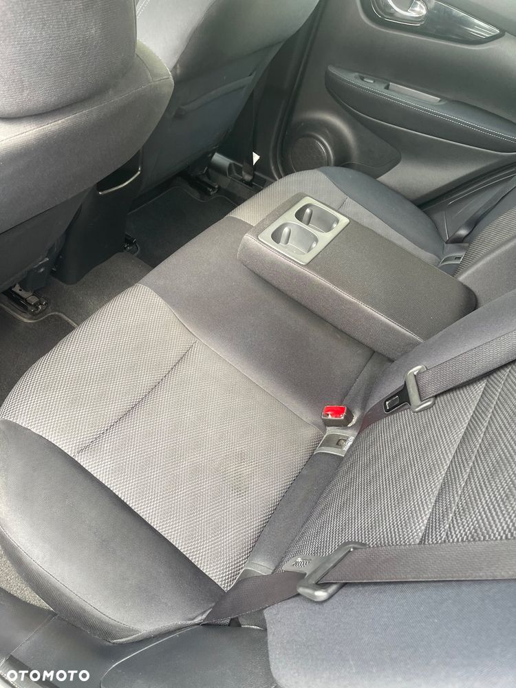 Nissan Qashqai - 15
