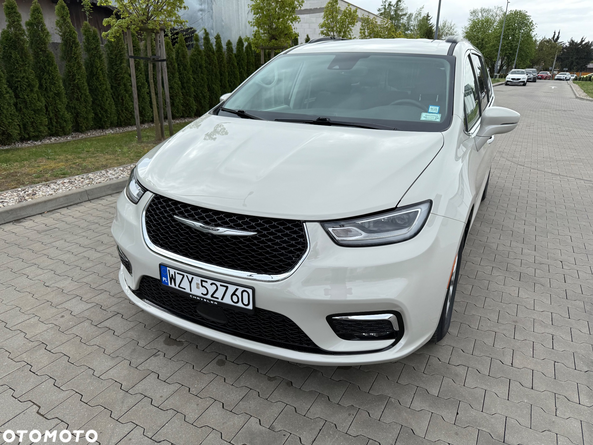 Chrysler Pacifica - 3