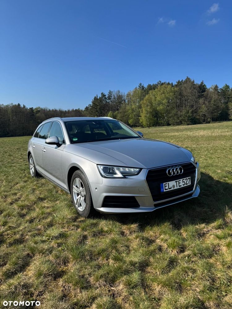 Audi A4 Avant 2.0 TDI DPF clean diesel Ambiente - 23