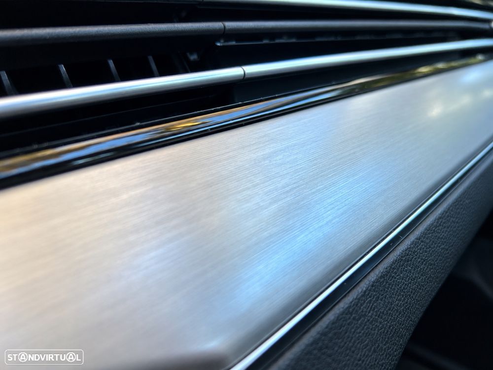 VW Passat 2.0 TDI Highline DSG - 12