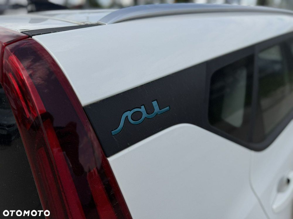 Kia Soul 64kWh M - 34