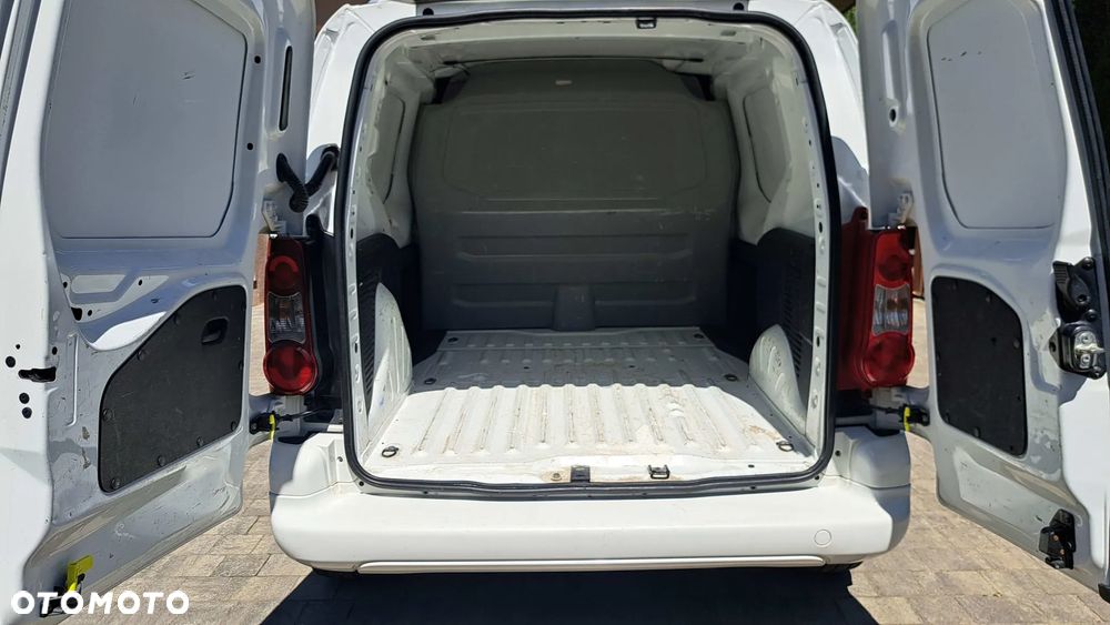 Peugeot Partner II Furgon L1 1.6 VTI - 9