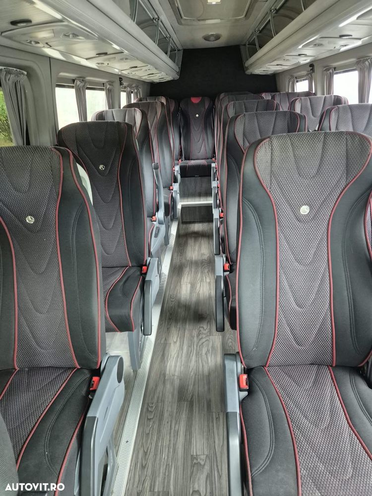 Mercedes-Benz Sprinter - 9