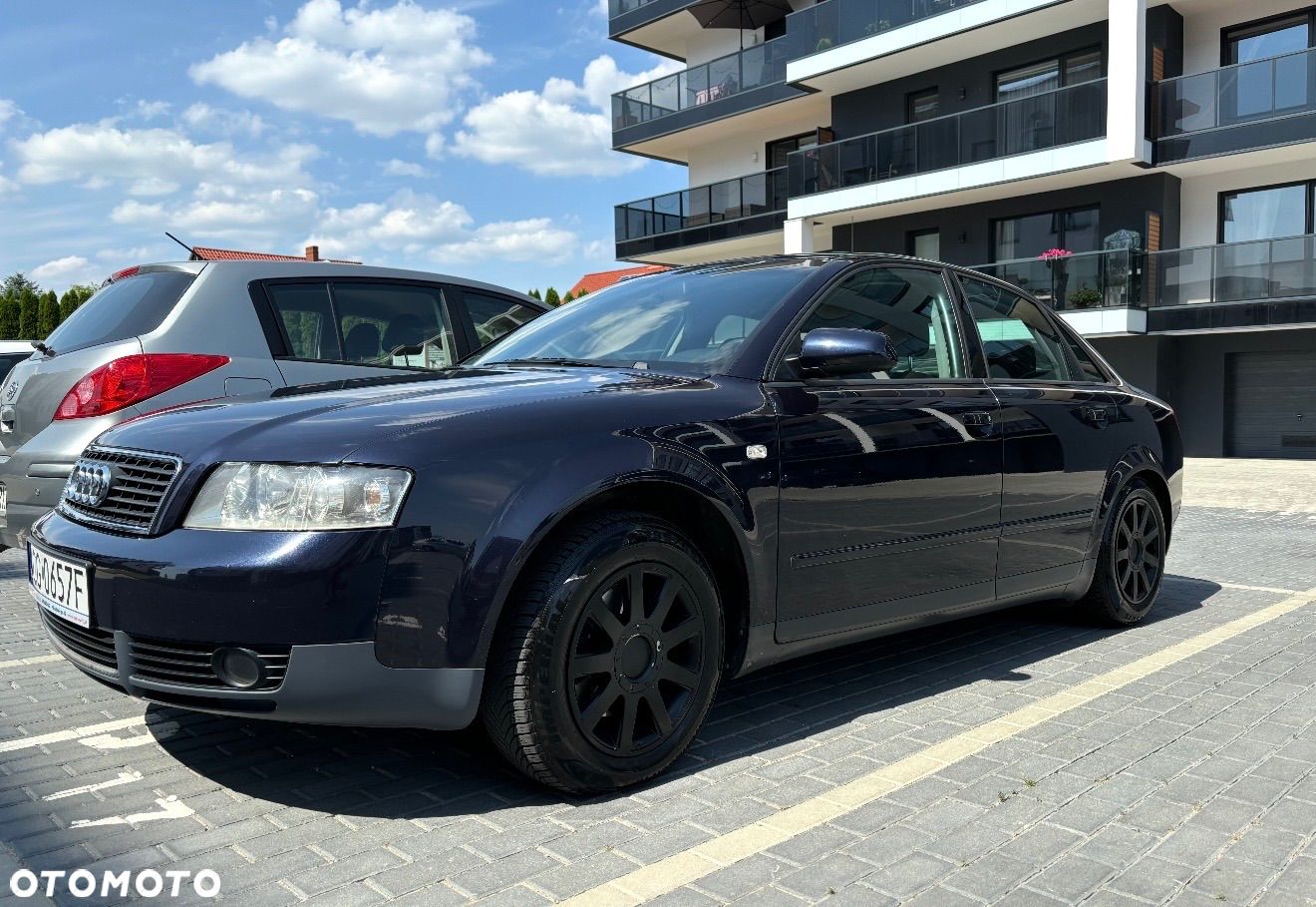 Audi A4 2.0 - 1