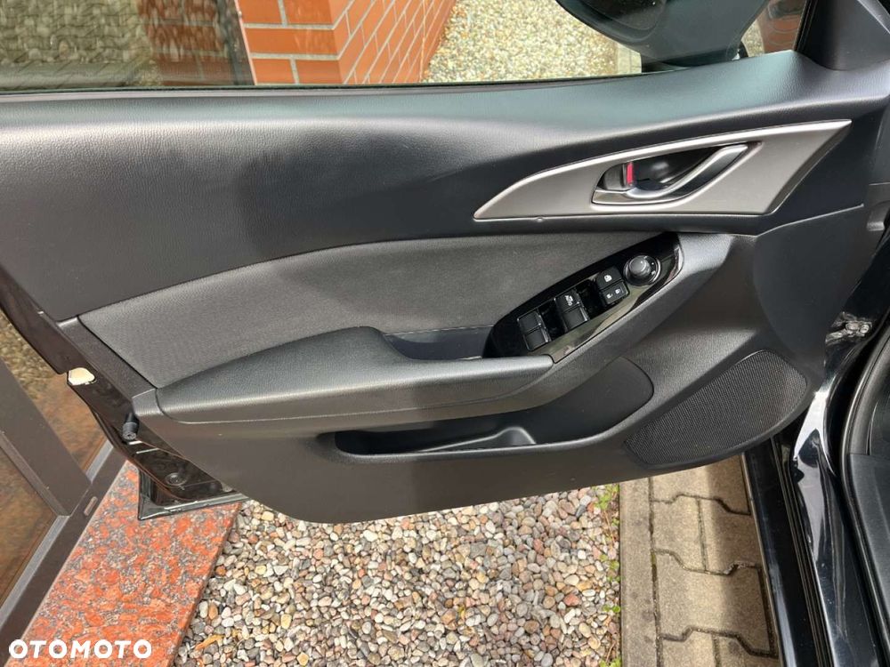 Mazda 3 2.0 Skymotion EU6 - 19