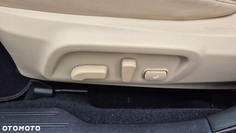 Subaru Outback 2.5i Exclusive - 27