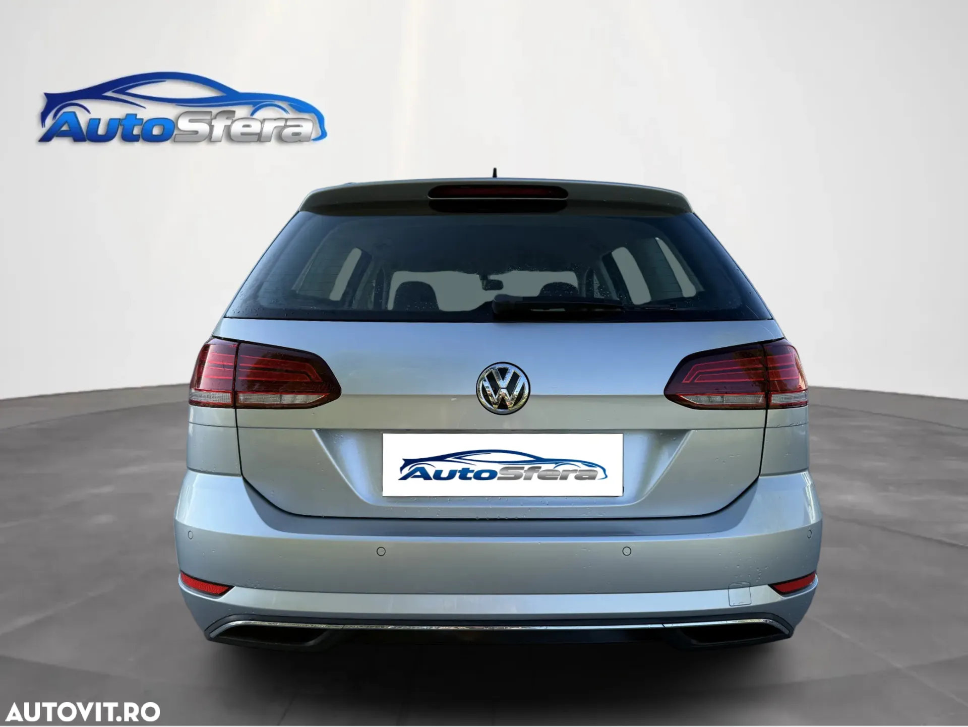 Volkswagen Golf 2.0 TDI SCR DSG Comfortline - 5