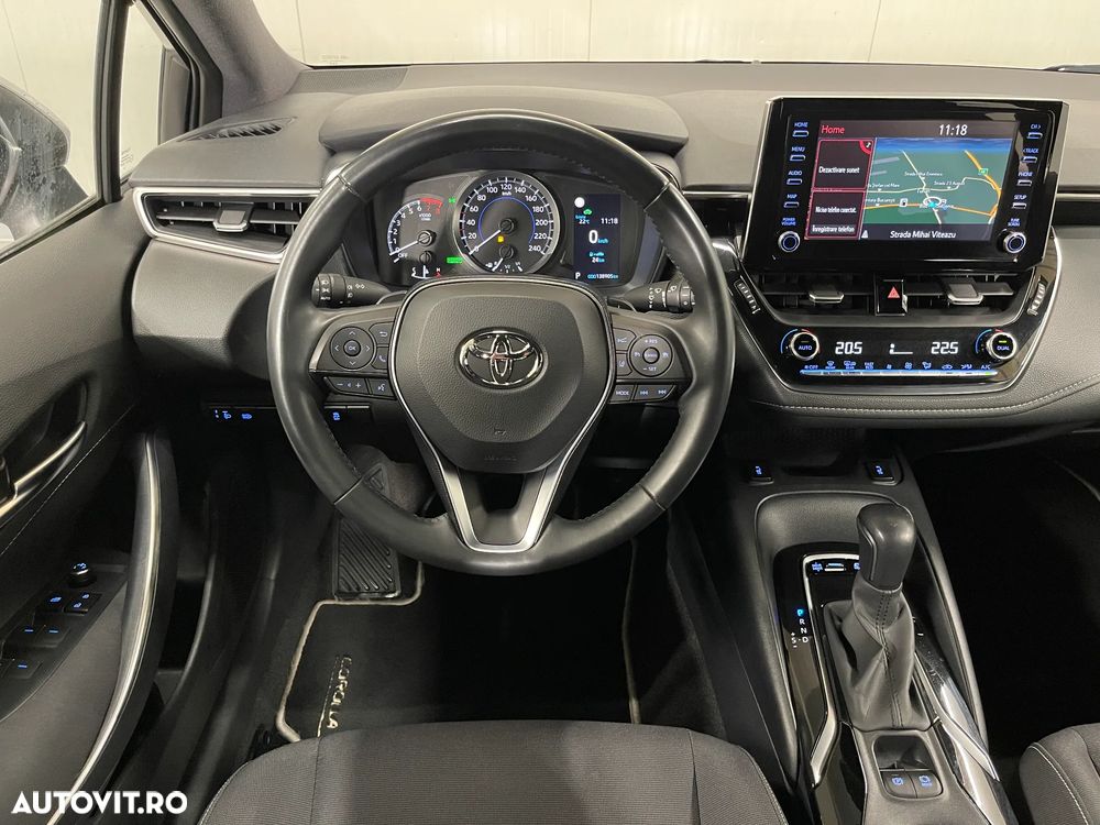 Toyota Corolla - 6