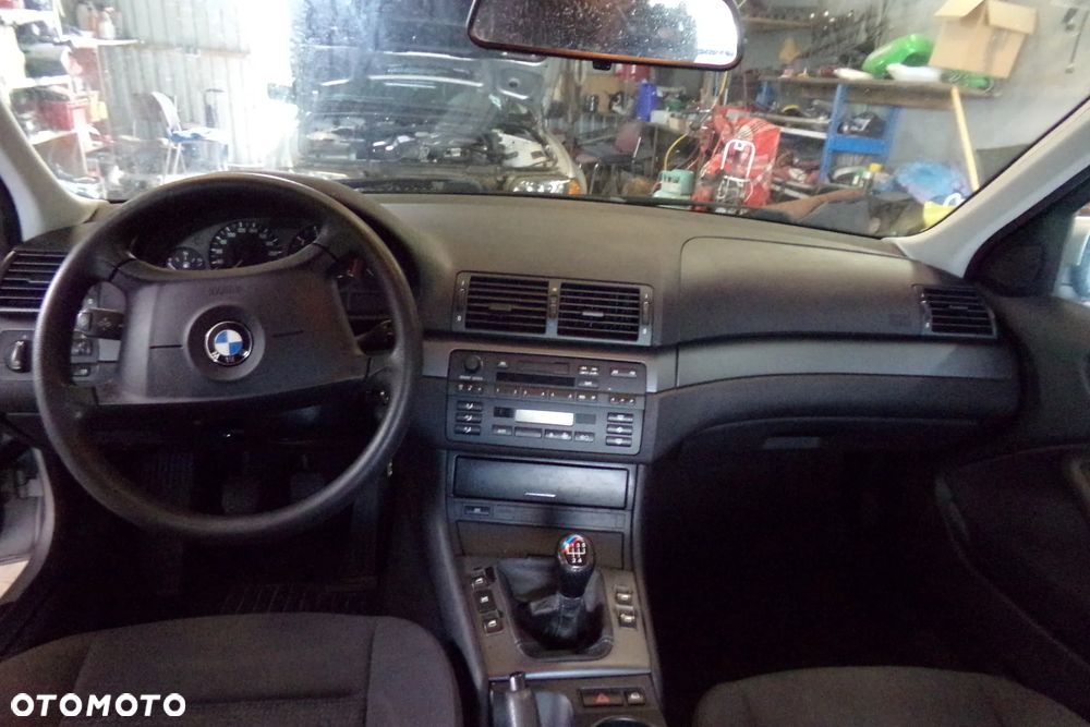 BMW Seria 3 316i - 5