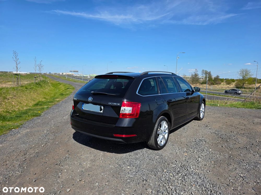 Skoda Octavia 1.4 TSI Style DSG - 6
