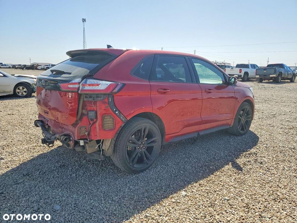 Ford Edge - 5