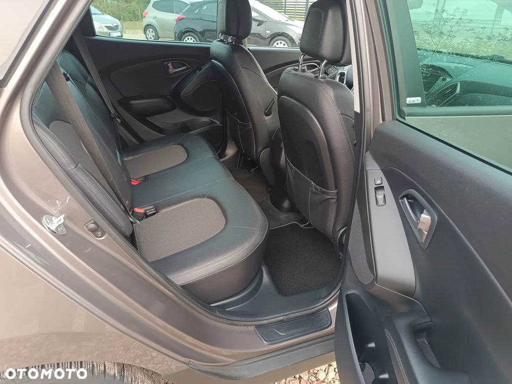 Hyundai ix35 1.7 CRDi Premium 2WD - 21