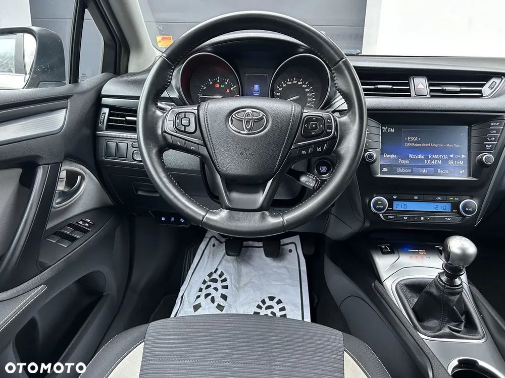 Toyota Avensis Touring Sports 1.8 Edition S+ - 8