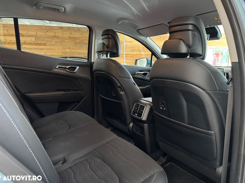 Kia Sportage 1.6 T-GDI PHEV 6AT 4x4 GT Line - 12